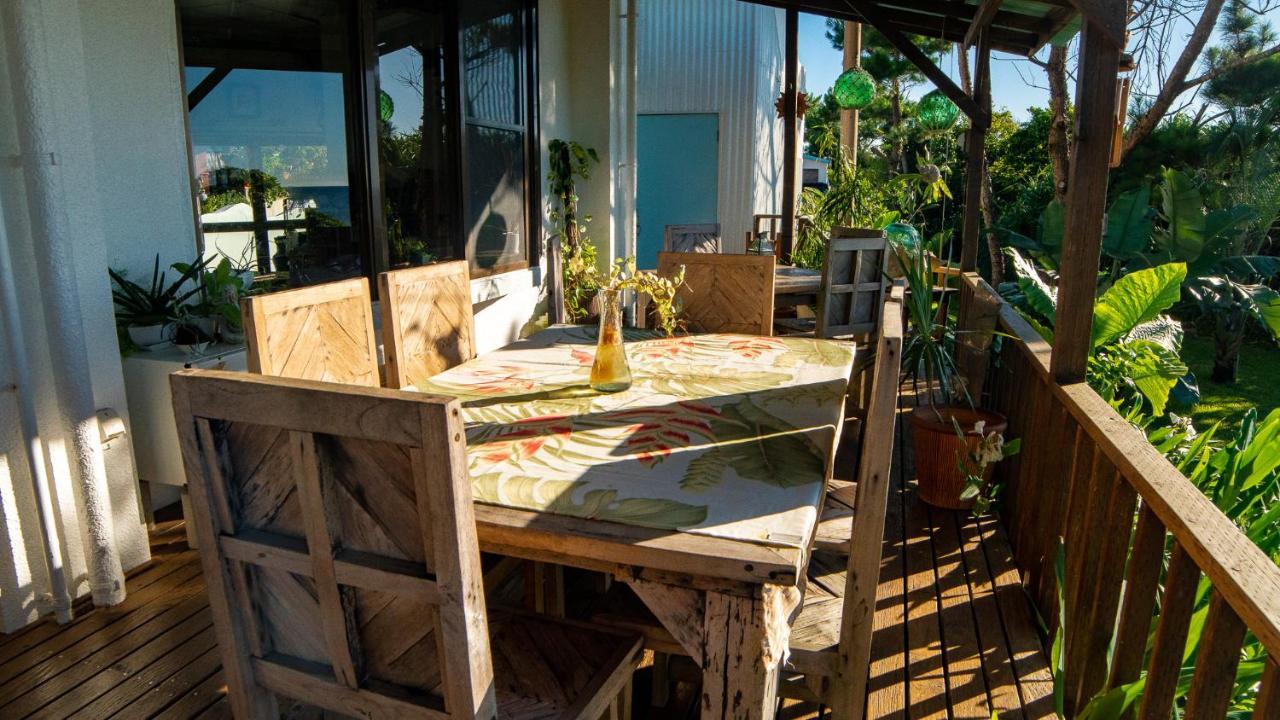 Sunset Beach House Onna Exterior foto