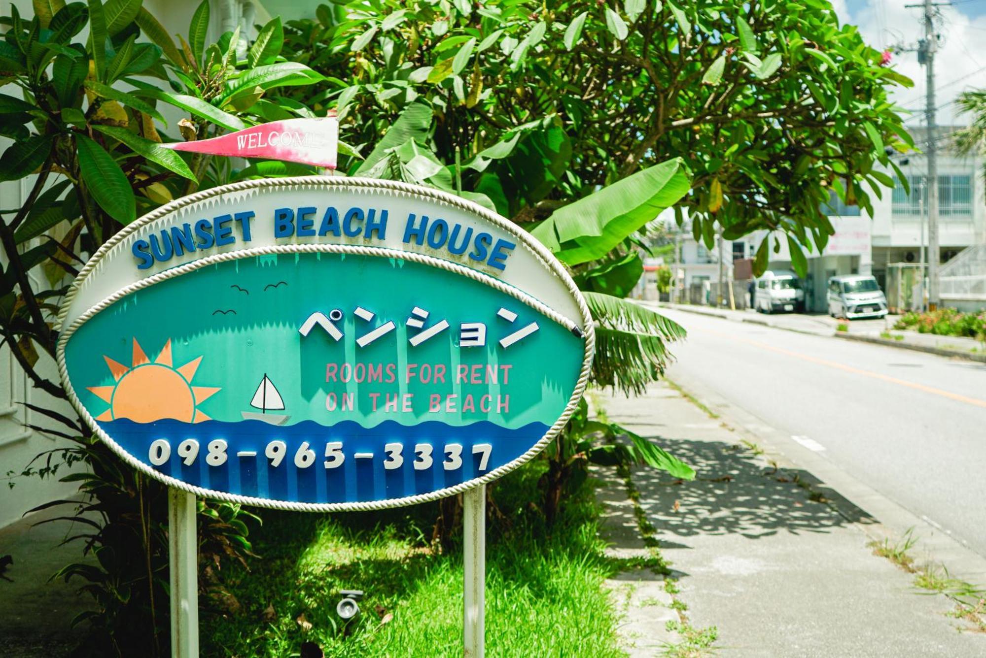 Sunset Beach House Onna Exterior foto